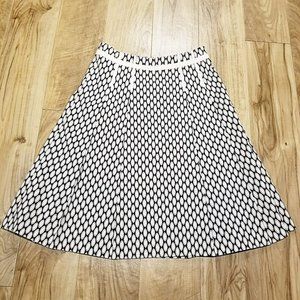 GAP Stretch Optic Petal Print Skirt Size 0 Retro 60s Mod Style Y2K 2005